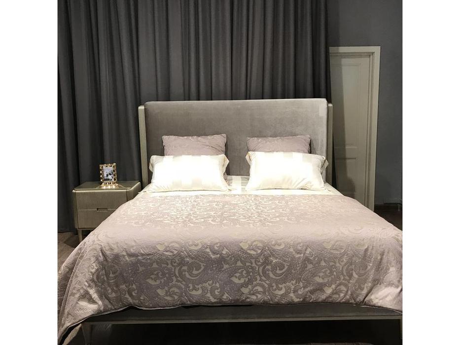 кровать двуспальная Fratelli Barri Rimini 180х200 серебристо серый велюр (серебро)